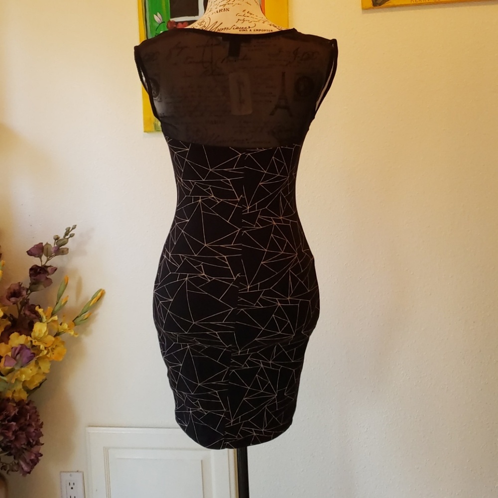 NWT Sexy Black Dress with nice Design by Forever21 - Picture 3 of 5